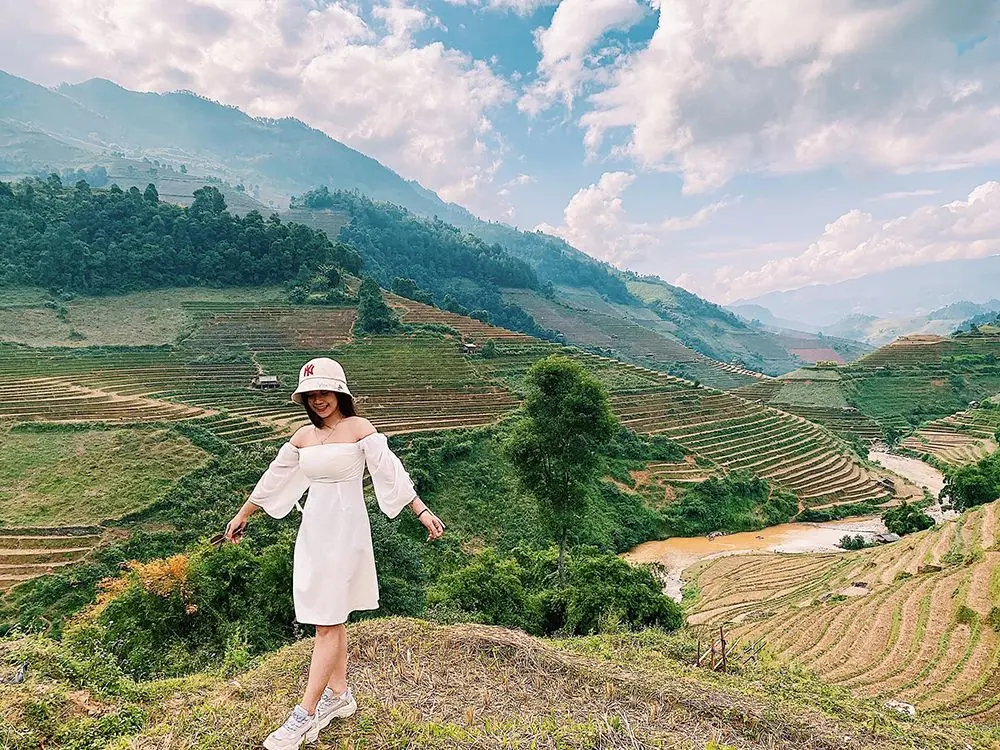 Trải nghiệm Review M&ugrave; Cang Chải c&ugrave;ng hội bạn th&acirc;n 4