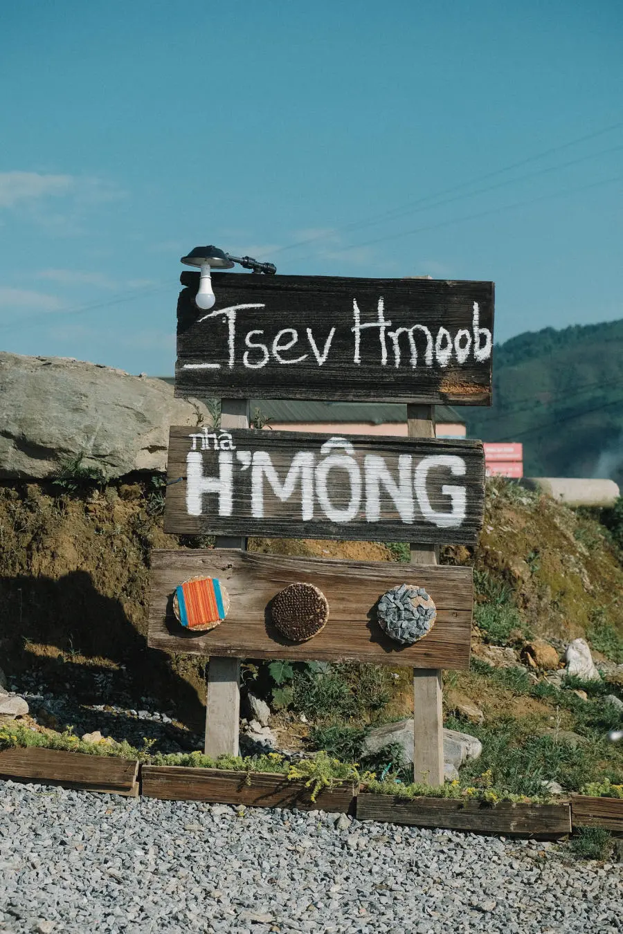 Tsev Hmmob, ng&ocirc;i nh&agrave; H'm&ocirc;ng dễ thương tr&ecirc;n v&ugrave;ng cao Y&ecirc;n B&aacute;i 2