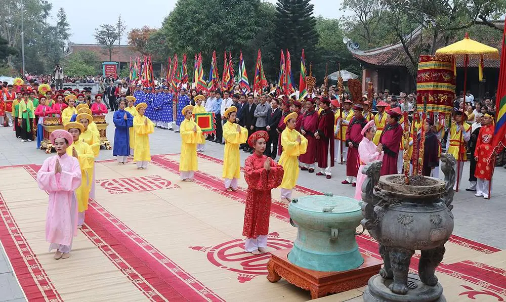 Lễ hội Đền Mẫu Th&aacute;c B&agrave; - Chốn linh thi&ecirc;ng tr&ecirc;n đỉnh Ho&agrave;ng Thi 7