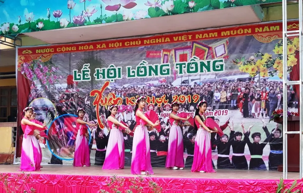 Về Y&ecirc;n B&aacute;i kh&aacute;m ph&aacute; Lễ hội Lồng Tồng của người T&agrave;y ở Kiến Th&agrave;nh 2